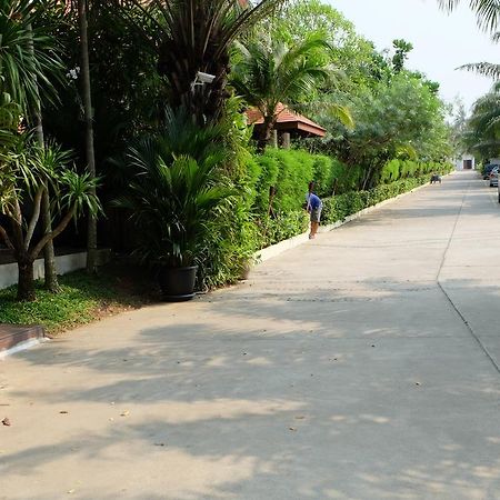 Thai Thani Pool Villa Resort Джомтьєн-Біч Екстер'єр фото